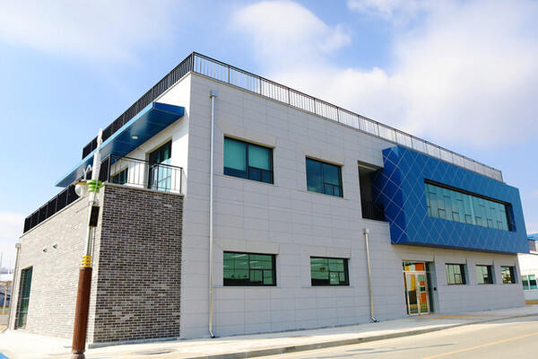  한국농수산대학 첨단기술교육관 /사진=한국농수산대학 제공