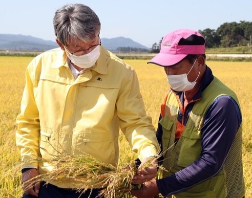 2021년 정읍시 영원면,고부면 일대 피해를 점검한 유진섭 정읍시장과 농민
