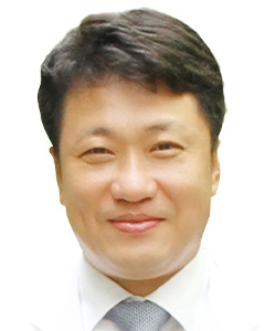 이왕준 명지의료재단 이사장