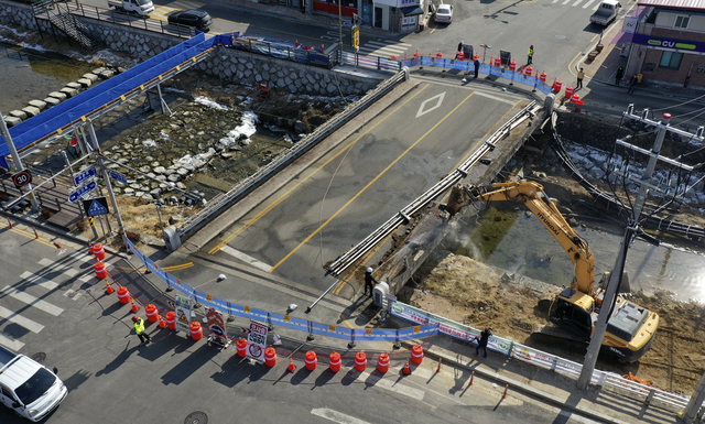 기존 장수교 철거