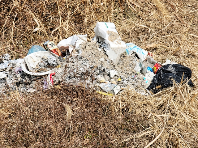 익산 만경강 쓰레기 불법 투기