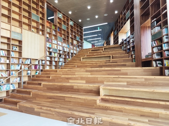 백제왕궁박물관