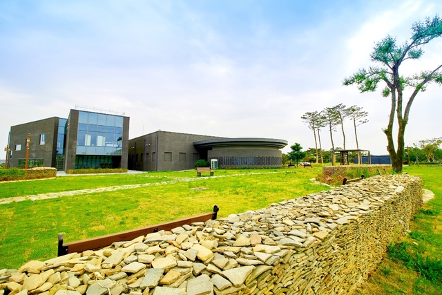 백제왕궁박물관