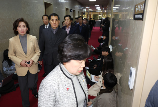 탄핵 둘러싼 국힘 중진과 초재선 인식차이 "정치공학과 국민감정은 별개"