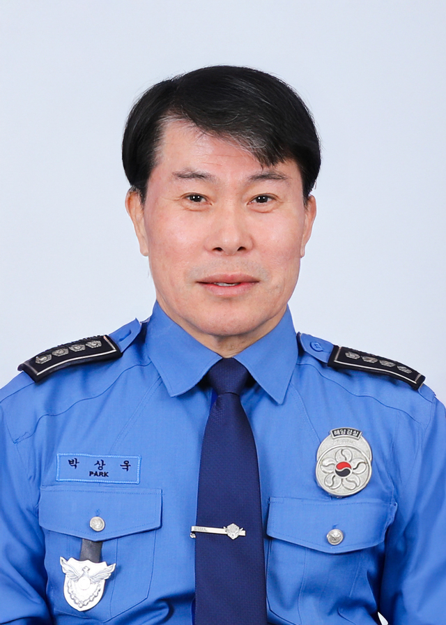 [기고]바다는 빌려쓰는 것이지, 소유하는 것은 아니다