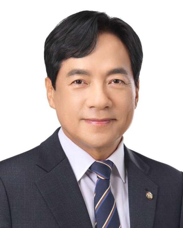 이성윤 의원 , 내란구속기간 연장 형소법 개정안 발의
