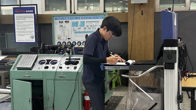 전주공업고 졸업생 김대성 군, 자동차정비 국가대표 선발