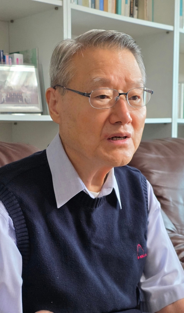 [뉴스와 인물] “민주주의는 이기려고 하는 게 아니라, 함께 살아가기 위한 합의의 예술”