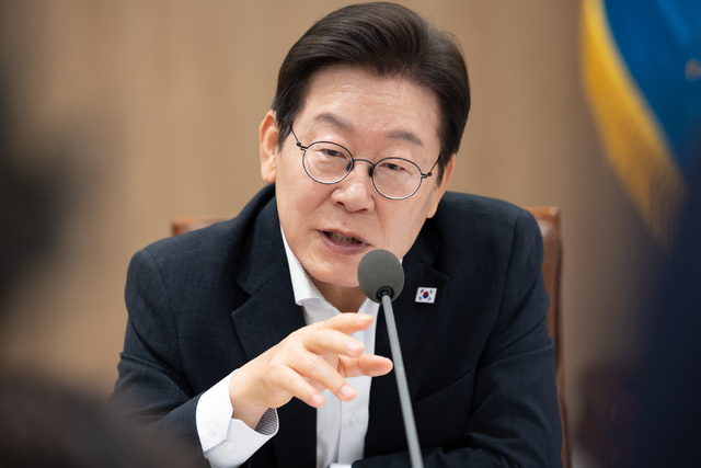 李대통령 "동남아 대상 '불법 구인광고' 긴급 삭제하라" 지시