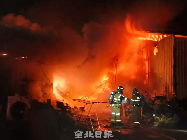 순창 농기계 창고서 불…9000여만 원 피해